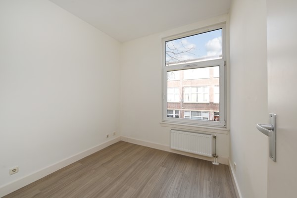 Medium property photo - Vier Heemskinderenstraat 186, 2531 CH Den Haag